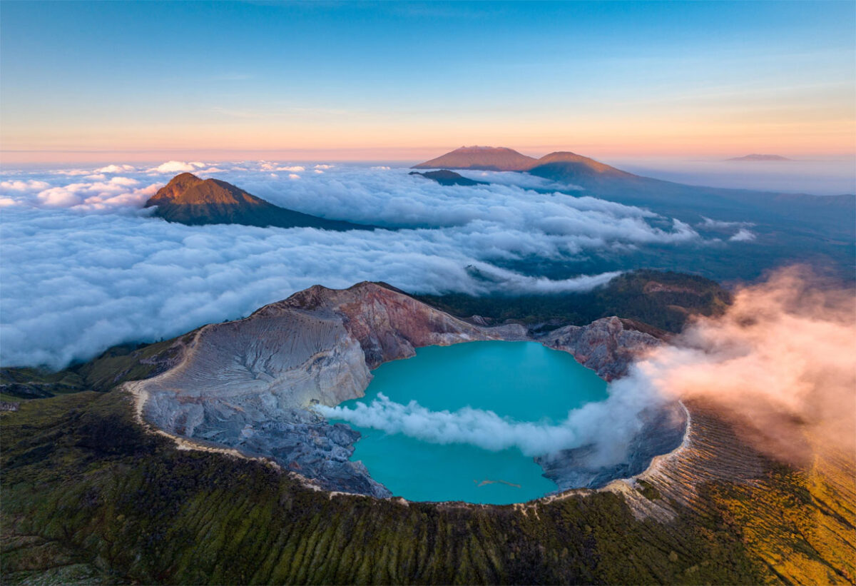 Kawah Ijen, Banyuwangi – Pesona Api Biru di Ujung Timur Jawa